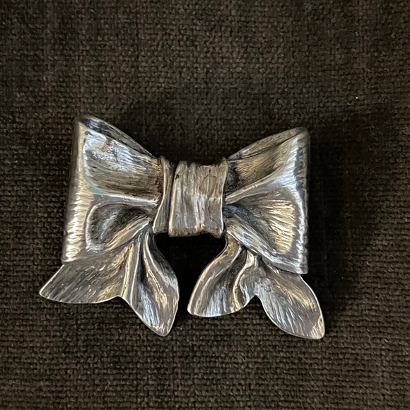 Rare Vintage James Avery Sterling Silver Bow Brooch